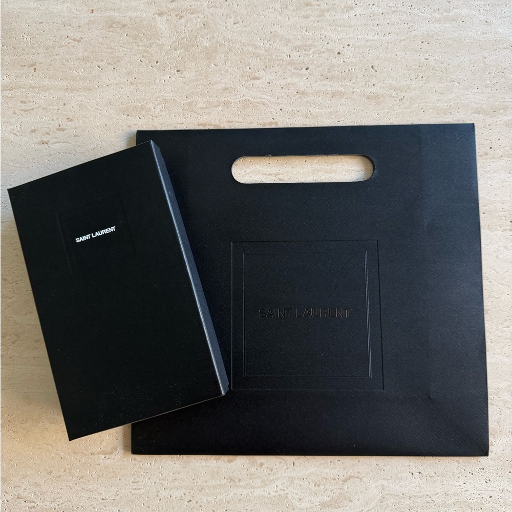NWT Yves Saint Laurent Black Leather Belt 80cm - Picture 16 of 16